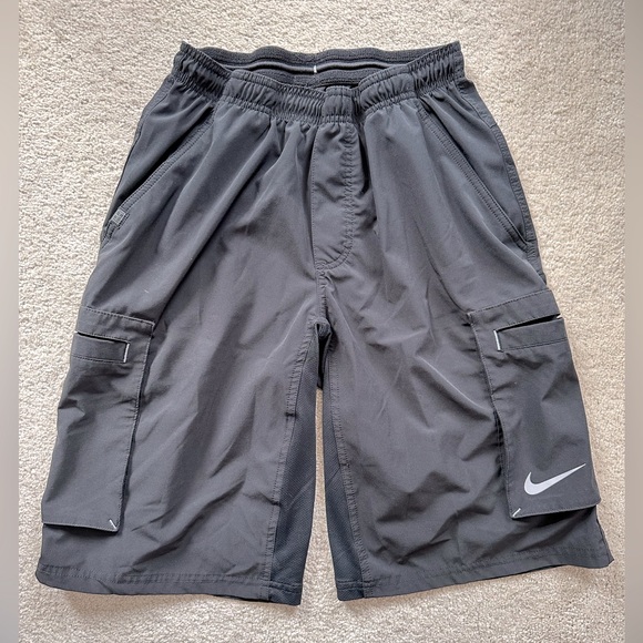 Nike Other - Nike cargo active shorts black size small